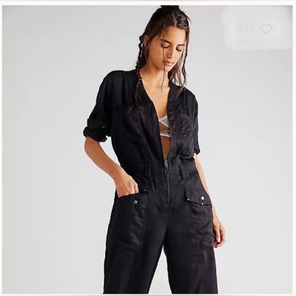 Free People Time for Me black lyocell overall jumpsuit size Medium new - Picture 2 of 16